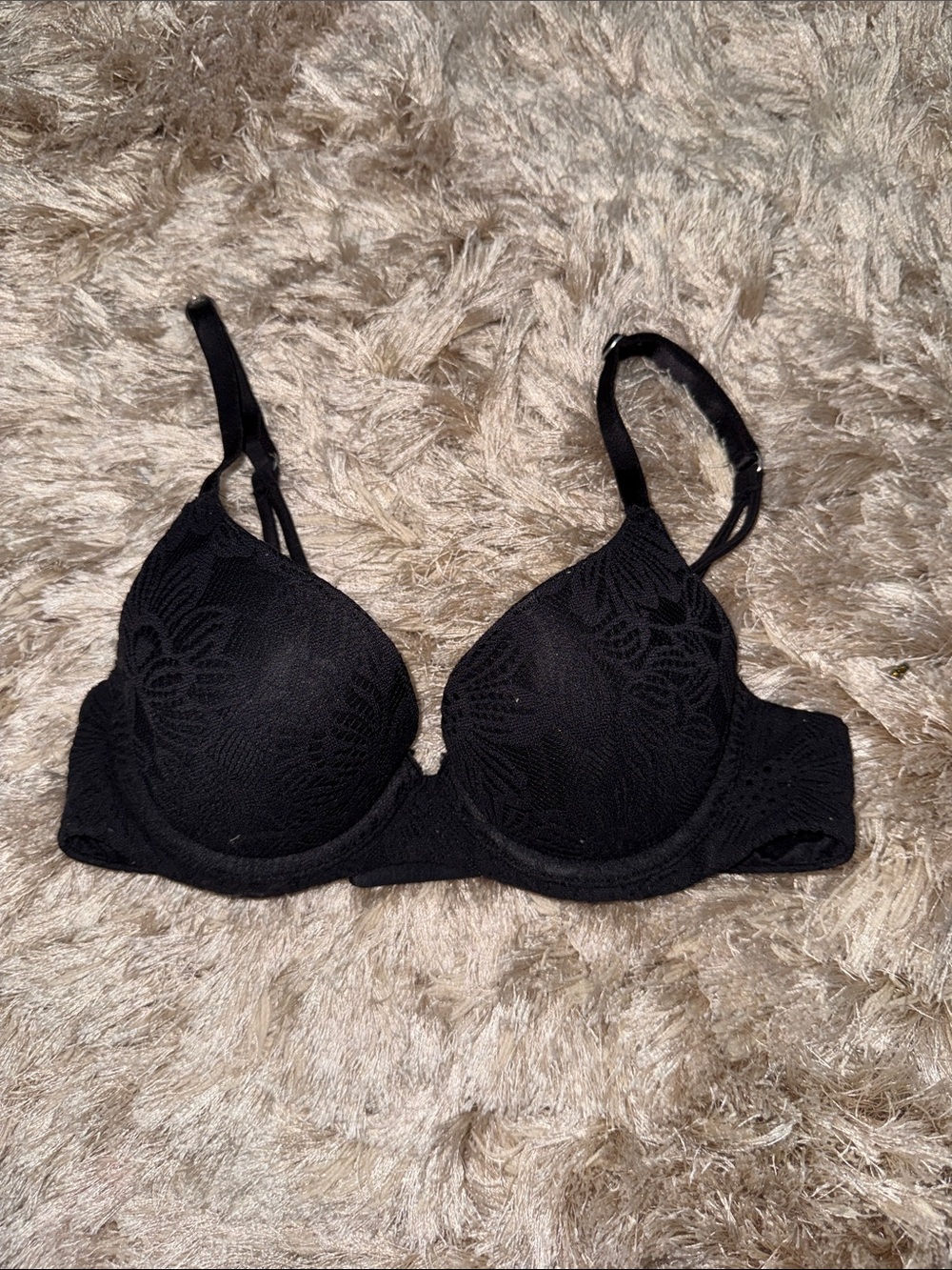Everyday Black Lace Contour Bra with Light Padding